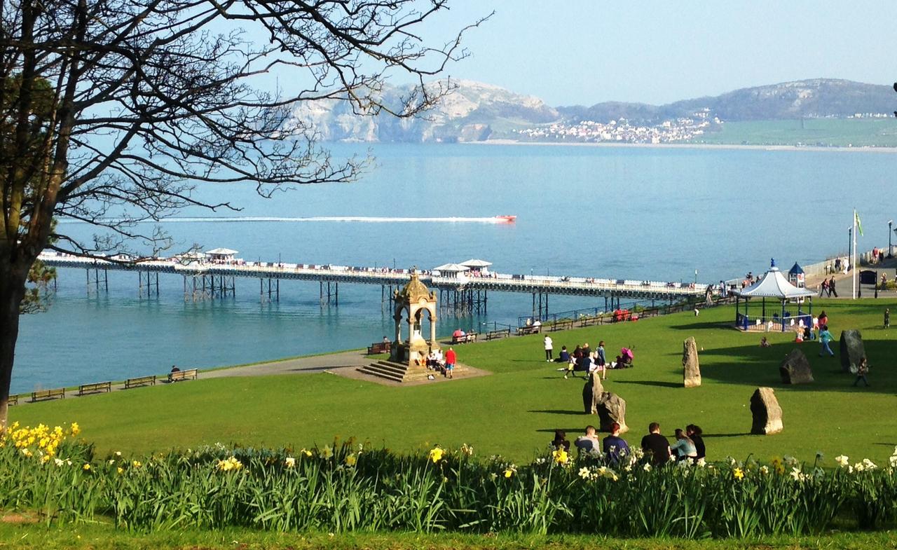 Milverton House Llandudno Eksteriør billede